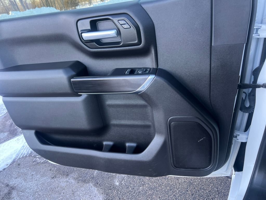 Used 2024 GMC Sierra 1500 Pro w/ Pro Value Package image 11