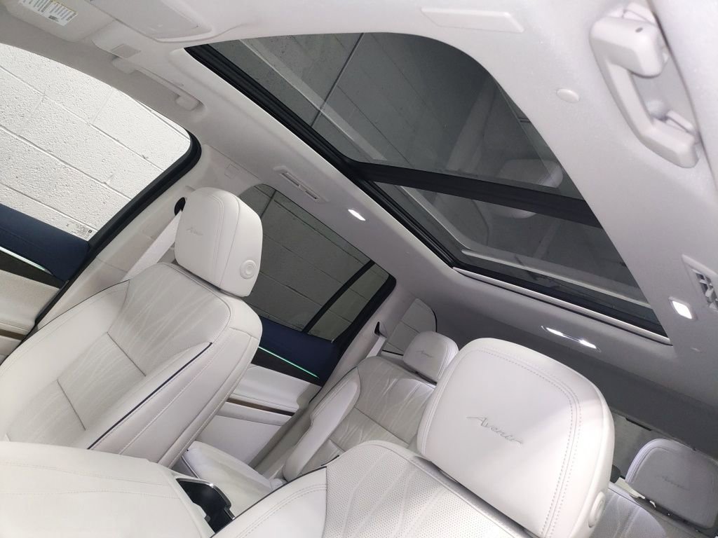 New 2026 Buick Enclave Avenir w/ Super Cruise Package image 26