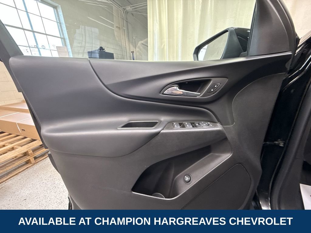 Certified 2024 Chevrolet Equinox LT FWD image 30