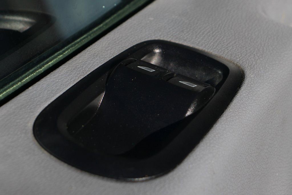 Used 2015 Ford Transit 150 148 Medium Roof RWD image 20