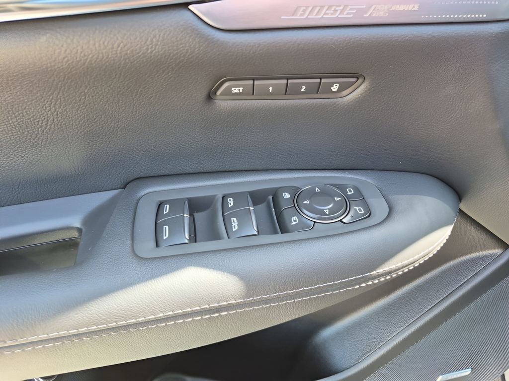 New 2026 Cadillac XT5 Premium Luxury w/ LPO, ONYX Package FWD image 28