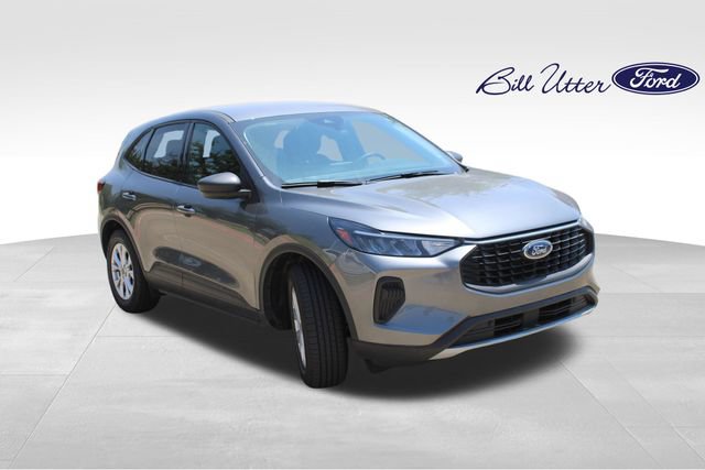 Used 2025 Ford Escape Active FWD image 3