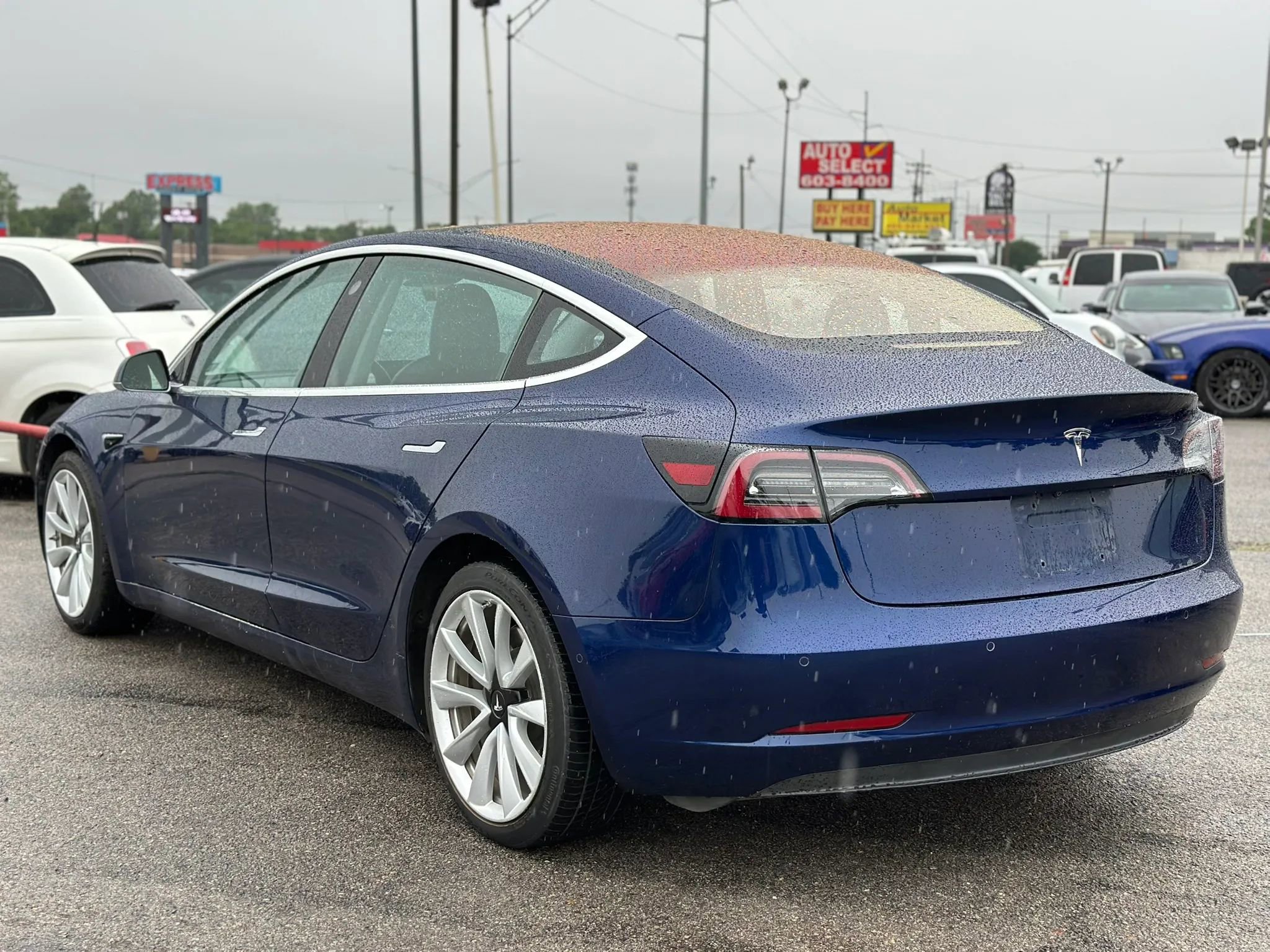 Used 2018 Tesla Model 3 Long Range RWD image 9
