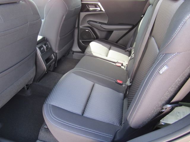 New 2026 Mitsubishi Outlander ES image 13