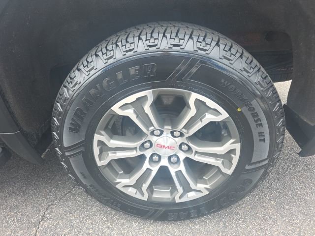 Used 2020 GMC Sierra 1500 SLE w/ SLE Value Package image 7