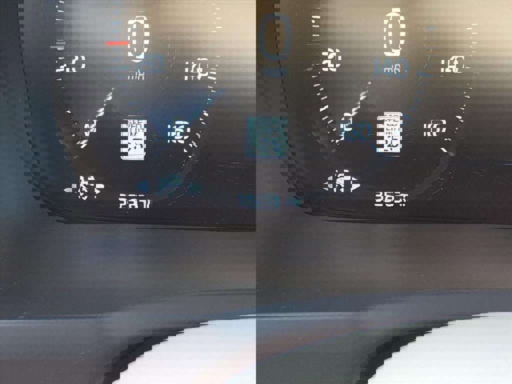 Used 2022 Volvo XC90 T6 Inscription w/ Advanced Package image 28