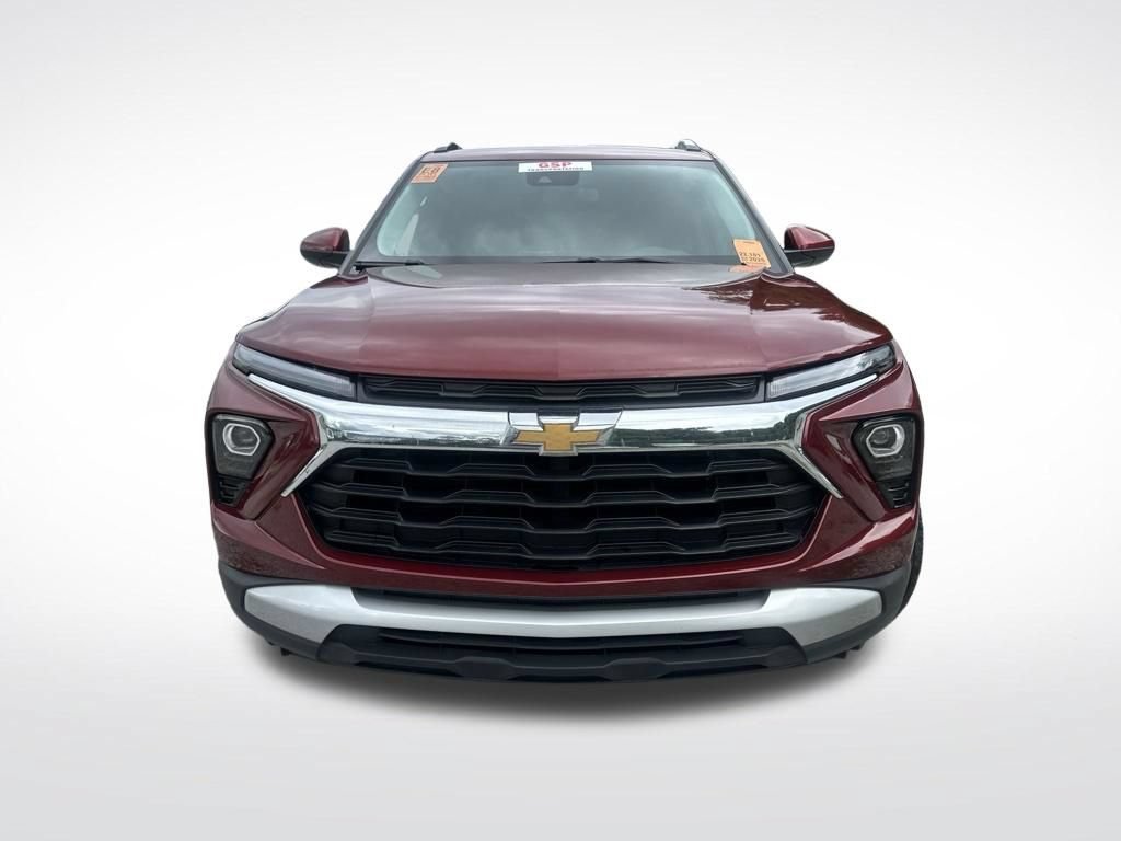Used 2025 Chevrolet TrailBlazer LT AWD/4WD image 11