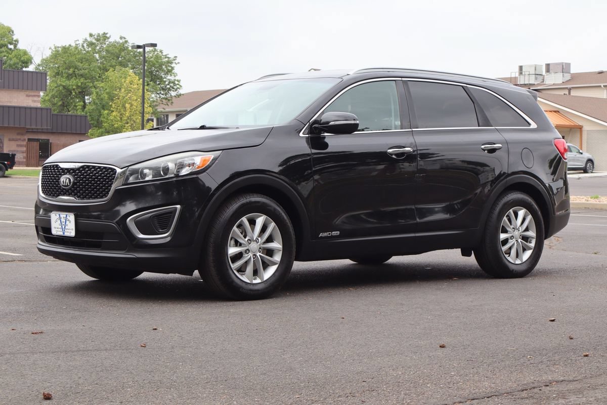 Used 2016 Kia Sorento LX AWD/4WD image 11