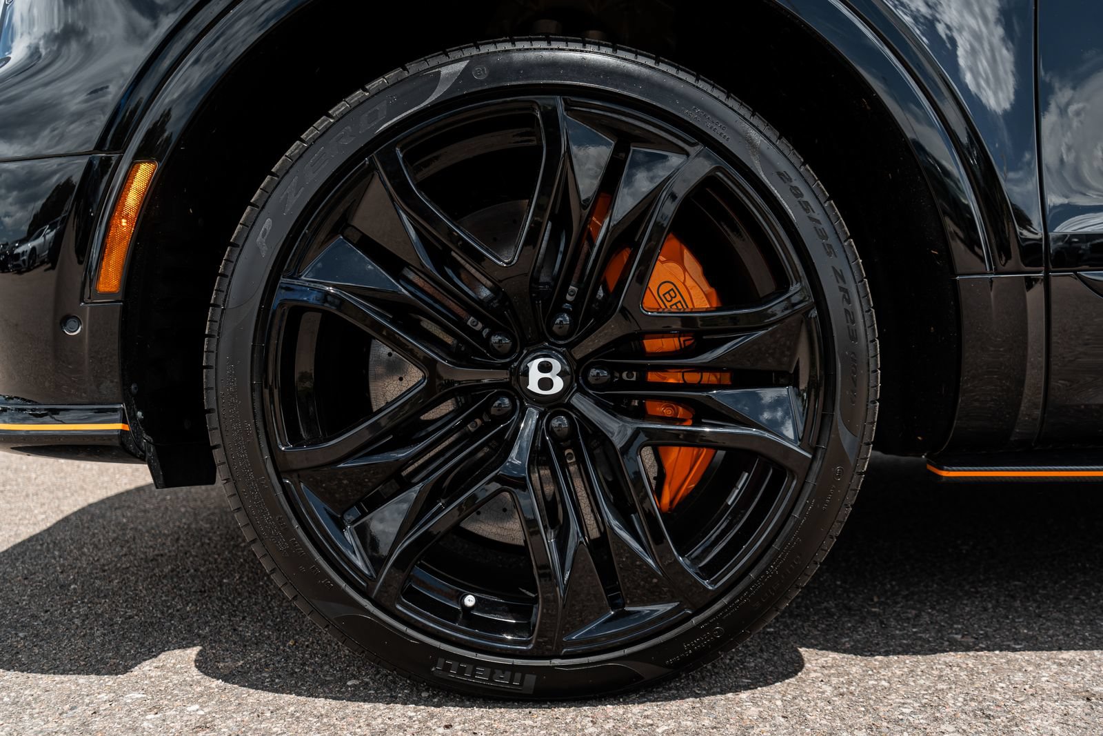 Certified 2026 Bentley Bentayga Speed AWD/4WD image 6