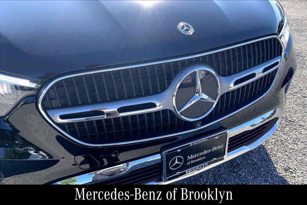 Certified 2025 Mercedes-Benz GLC 350e 4MATIC image 32