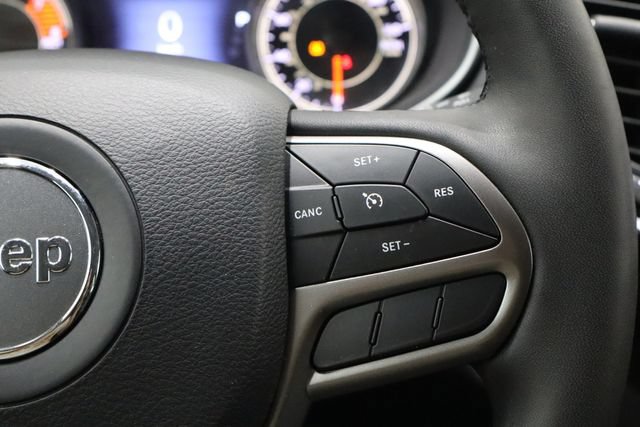 Used 2021 Jeep Cherokee Latitude Lux w/ Comfort/Convenience Group AWD/4WD image 25