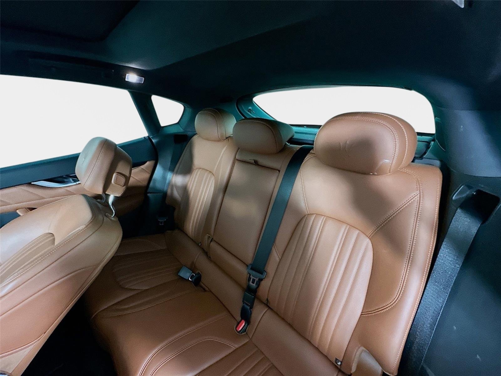 Used 2022 Maserati Levante GT image 33