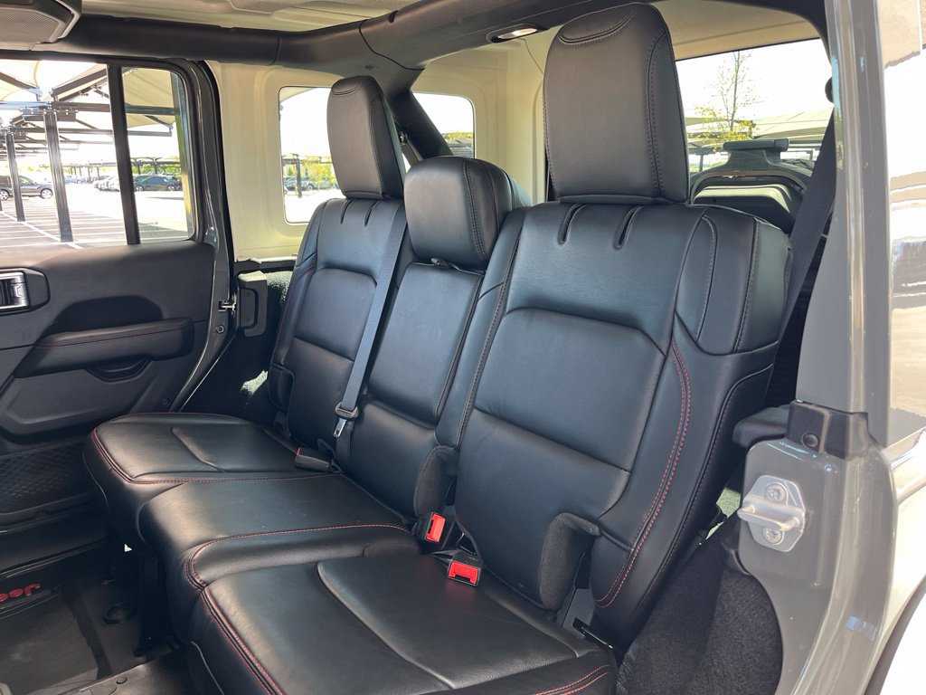 Used 2021 Jeep Wrangler Unlimited Rubicon AWD/4WD image 25