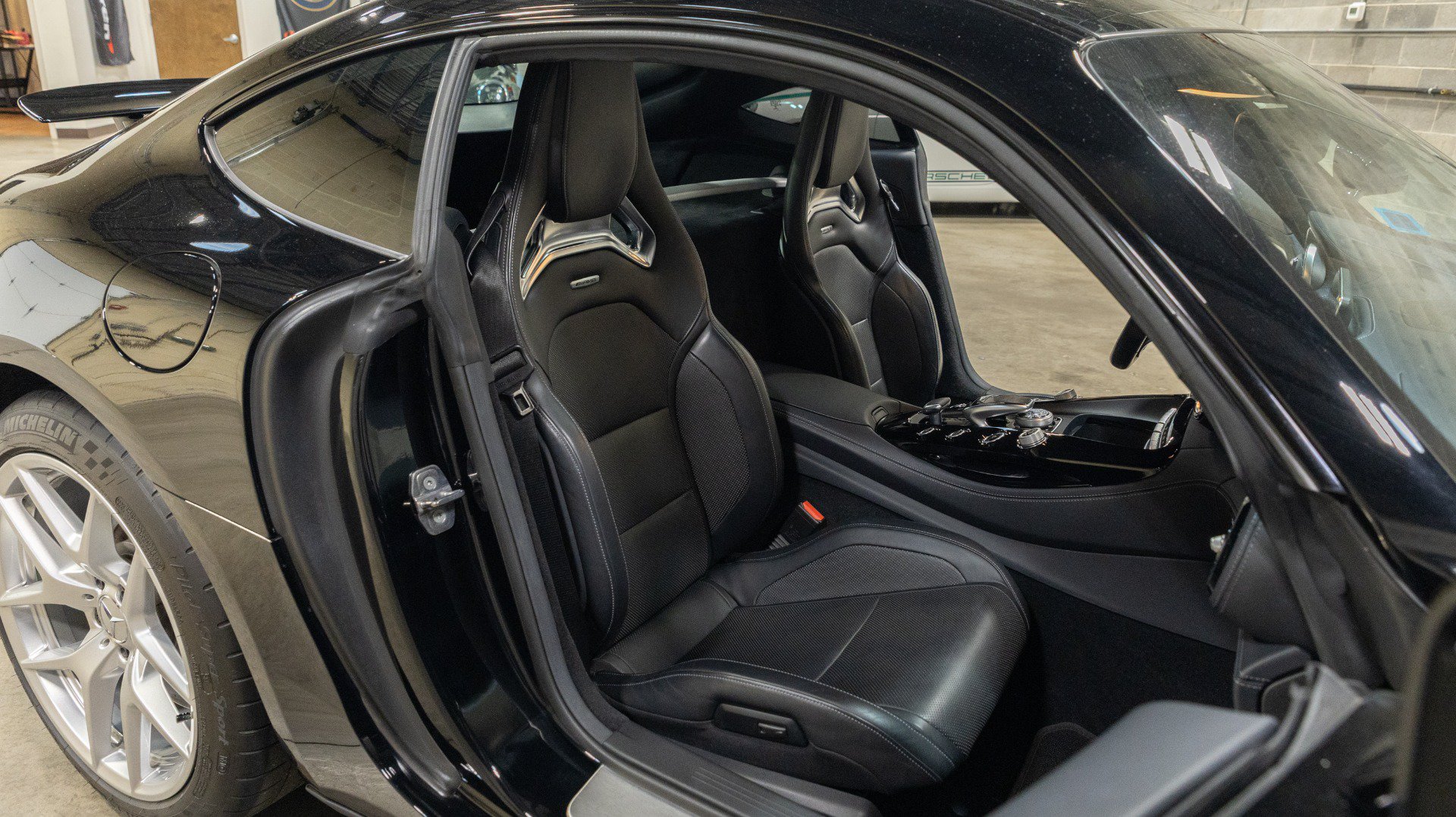 Used 2019 Mercedes-Benz AMG GT Coupe image 42