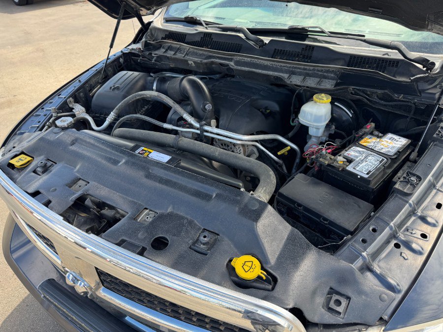 Used 2017 RAM 1500 Classic SLT AWD/4WD image 21