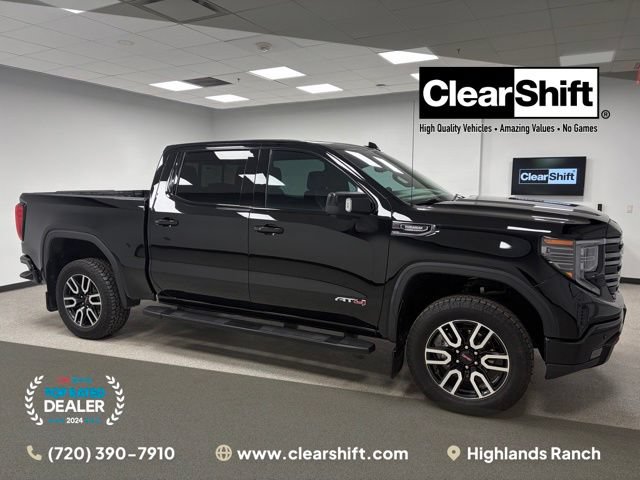 Used 2025 GMC Sierra 1500 AT4 w/ Technology Package AWD/4WD image 1