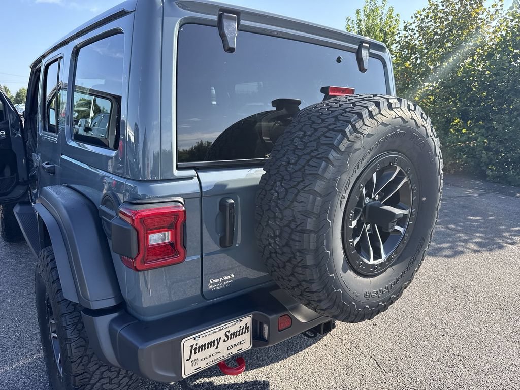 Used 2025 Jeep Wrangler Unlimited Rubicon w/ XTREMEE 35" Tire Package AWD/4WD image 33
