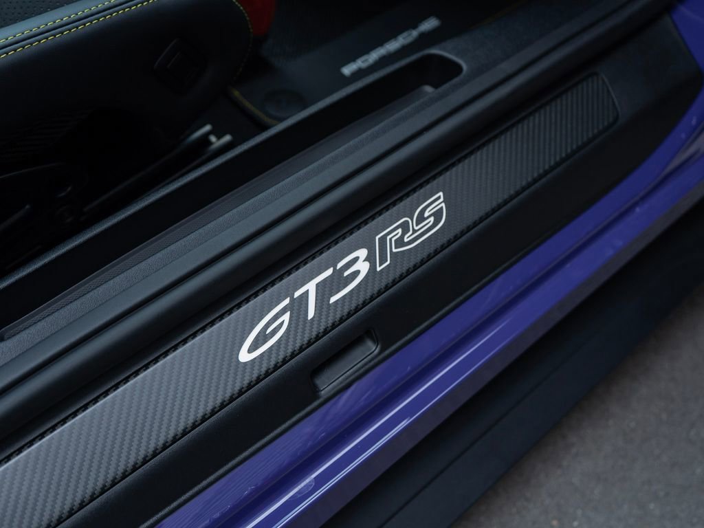 Used 2025 Porsche 911 GT3 RS RWD image 33