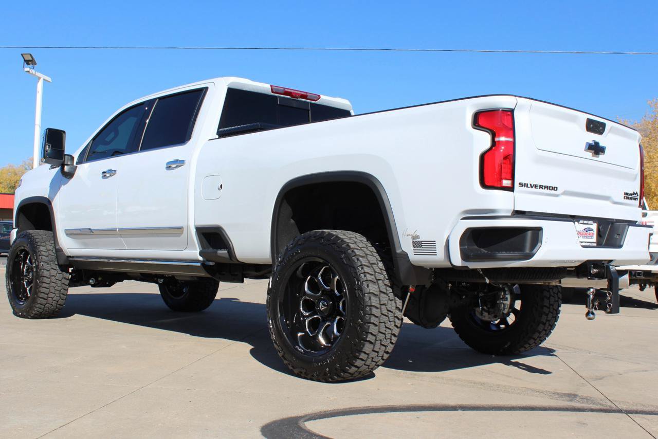 Used 2026 Chevrolet Silverado 3500 High Country w/ High Country Premium Package AWD/4WD image 42