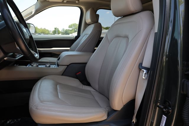 Used 2022 Ford Expedition Limited AWD/4WD image 27