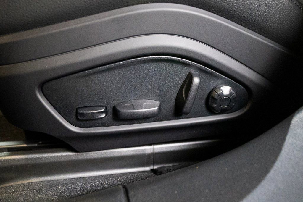 New 2026 Porsche Panamera 4 AWD/4WD image 19