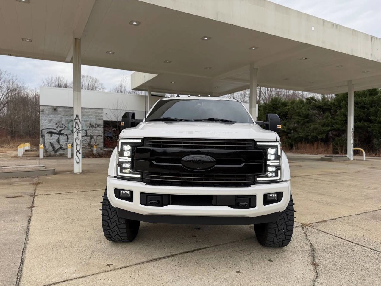 Used 2019 Ford F450 King Ranch w/ King Ranch Ultimate Package image 2