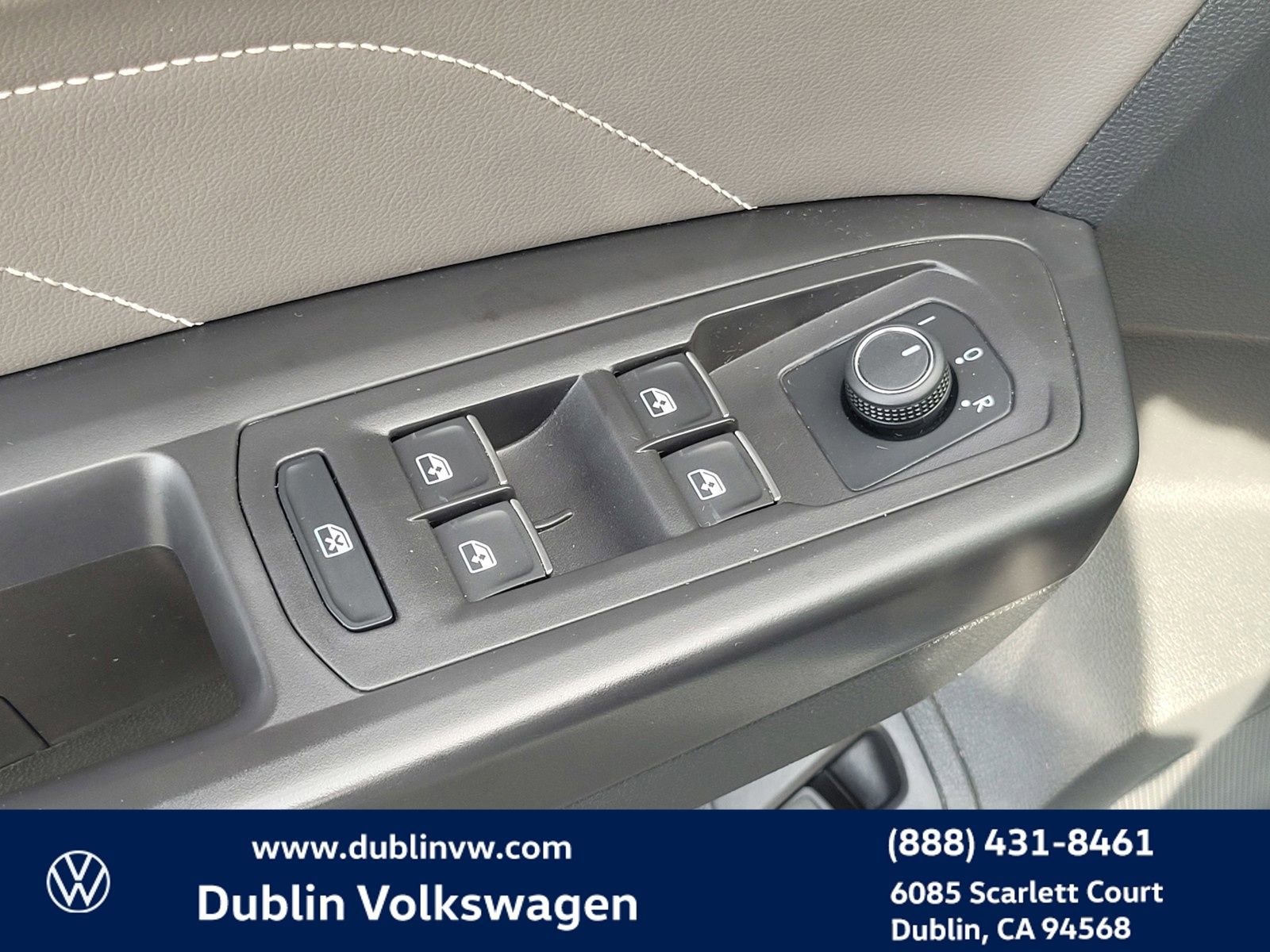 Certified 2023 Volkswagen Atlas SEL image 18