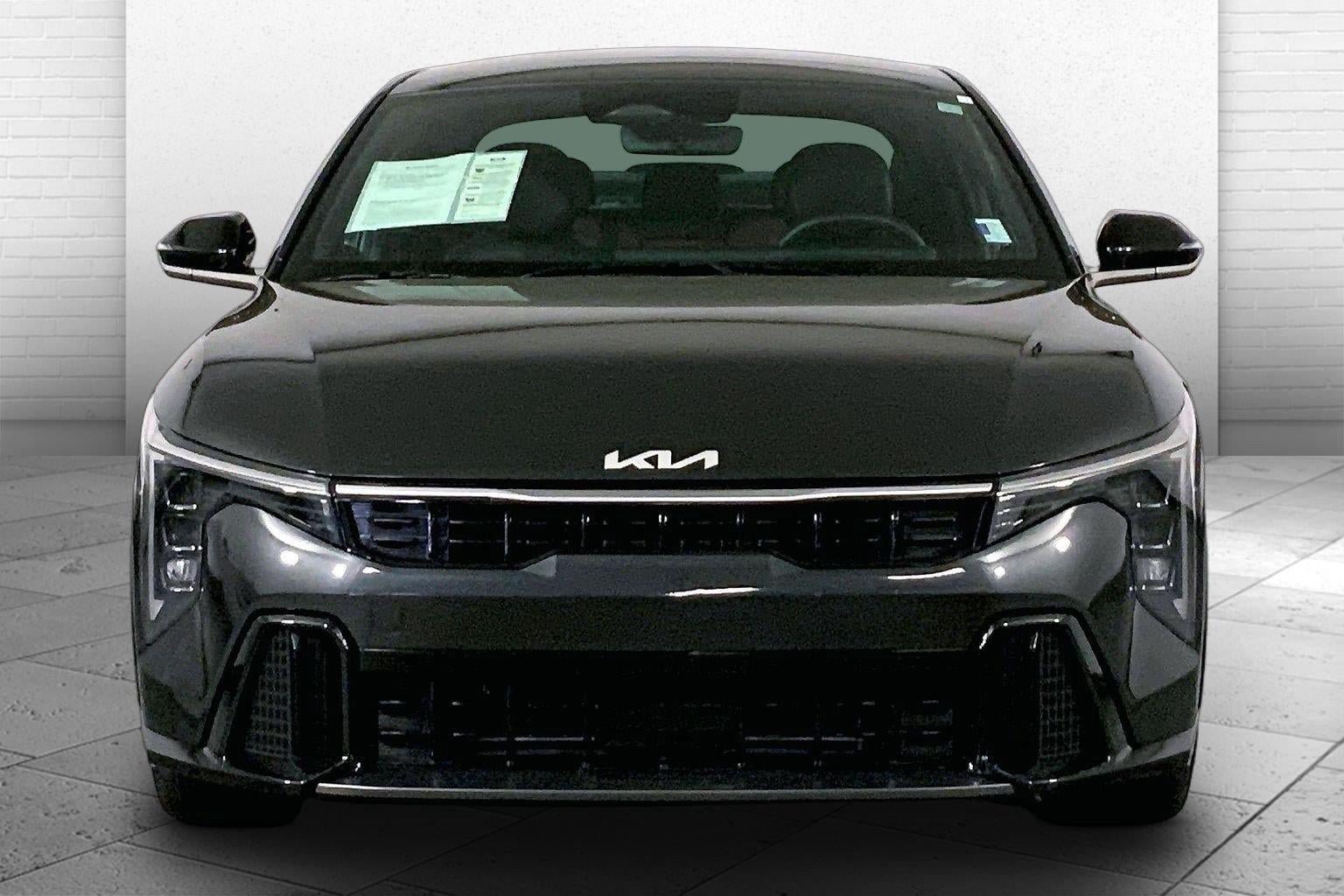 Certified 2025 Kia K4 GT-Line w/ GT-Line Premium Package FWD image 2