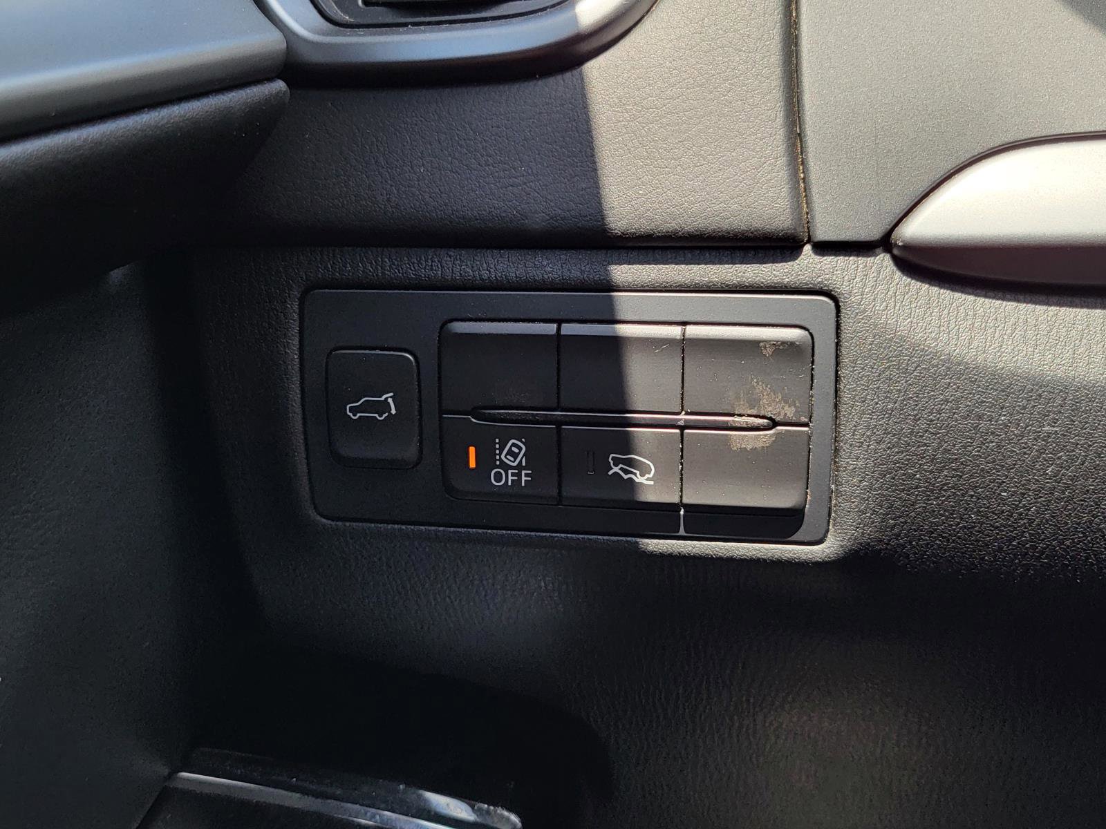 Used 2023 MAZDA CX-9 Touring image 11