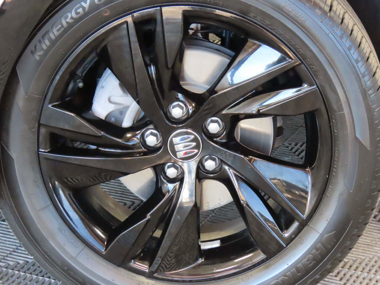 Used 2024 Buick Encore GX Sport Touring image 8