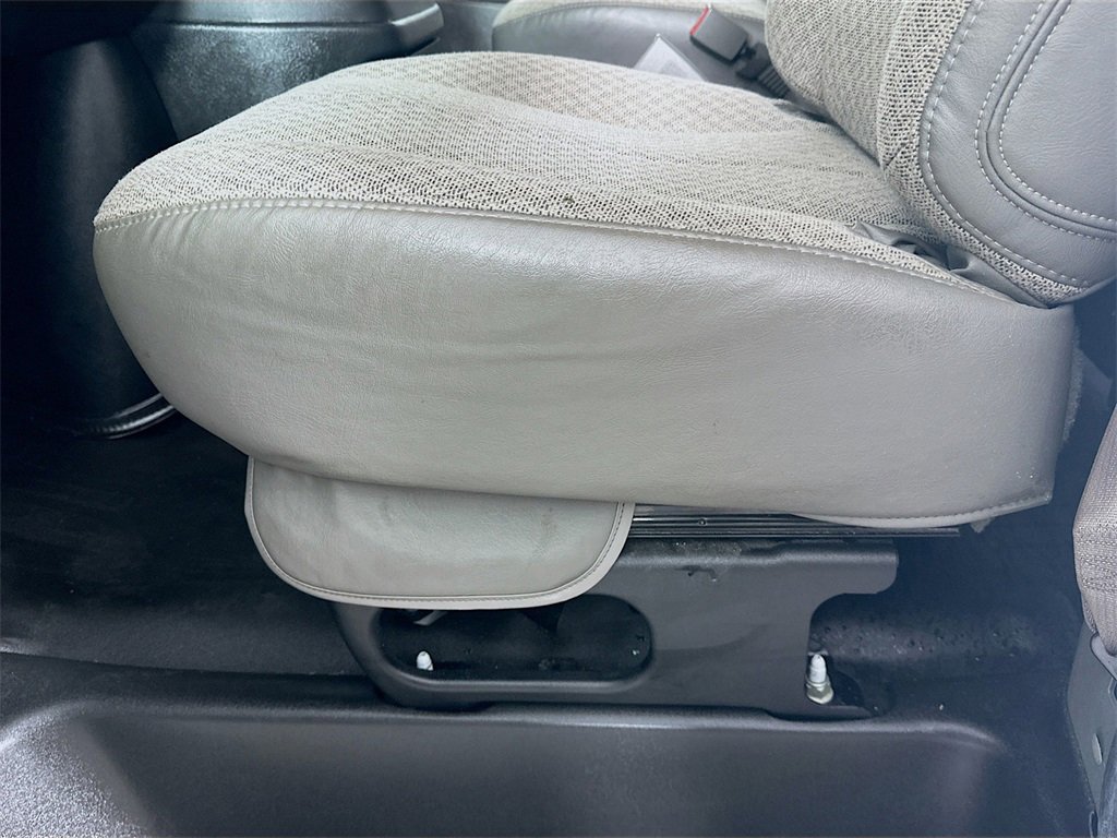 Used 2023 GMC Savana 2500 w/ Driver Convenience Package image 22