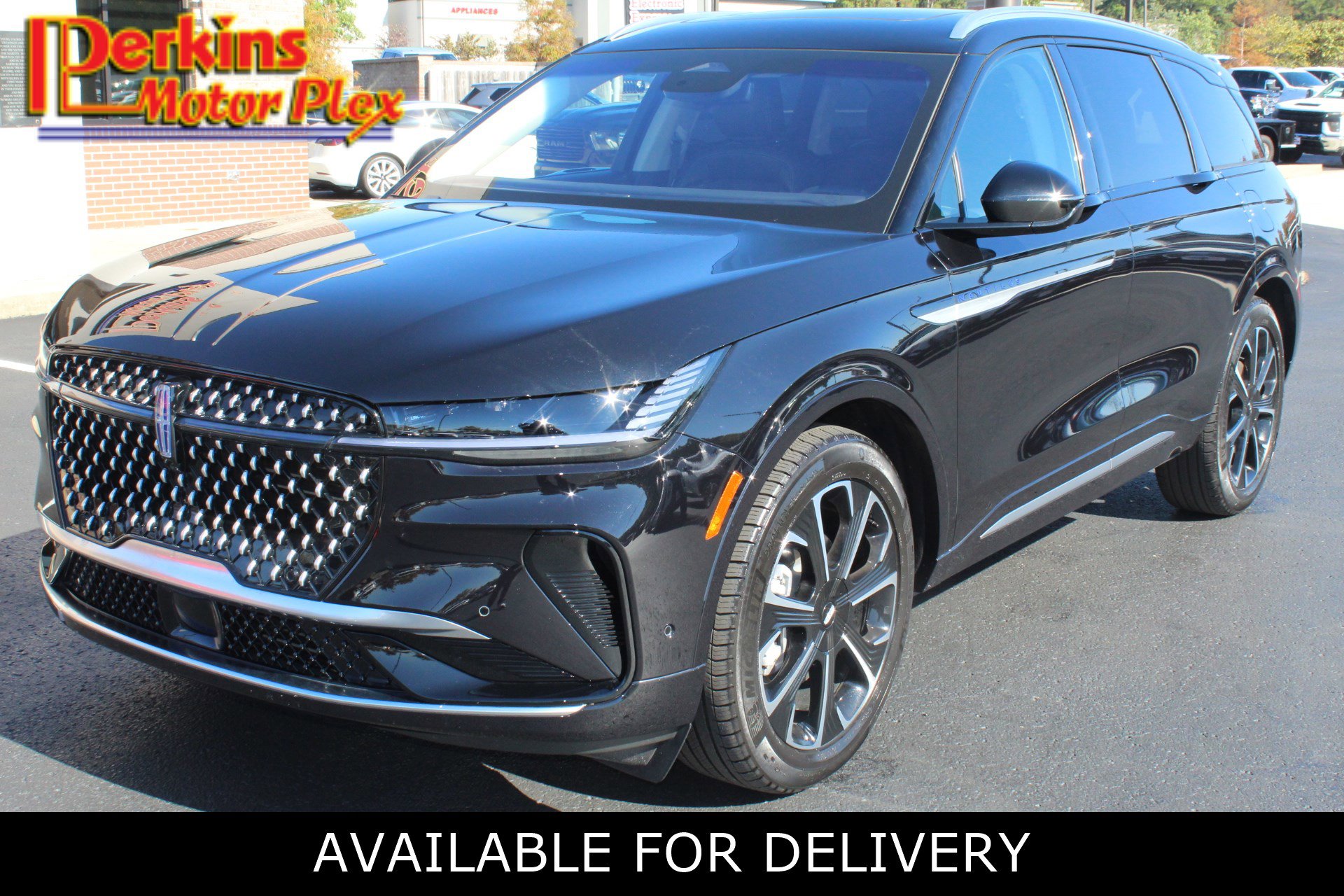 Used 2024 Lincoln Nautilus Reserve w/ Equipment Group 203A