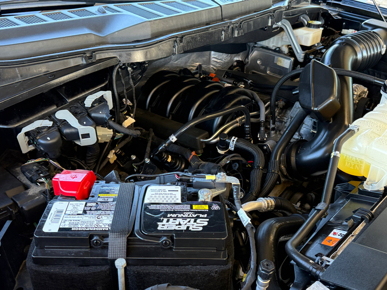 Used 2022 Ford F150 XLT w/ Equipment Group 302A High image 8