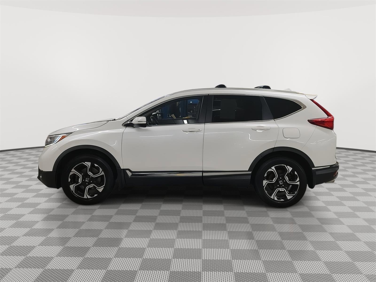 Used 2017 Honda CR-V Touring image 32