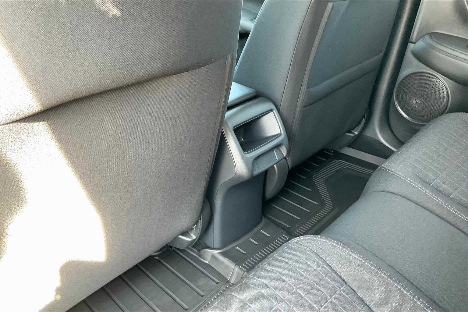 New 2026 Honda HR-V LX image 18