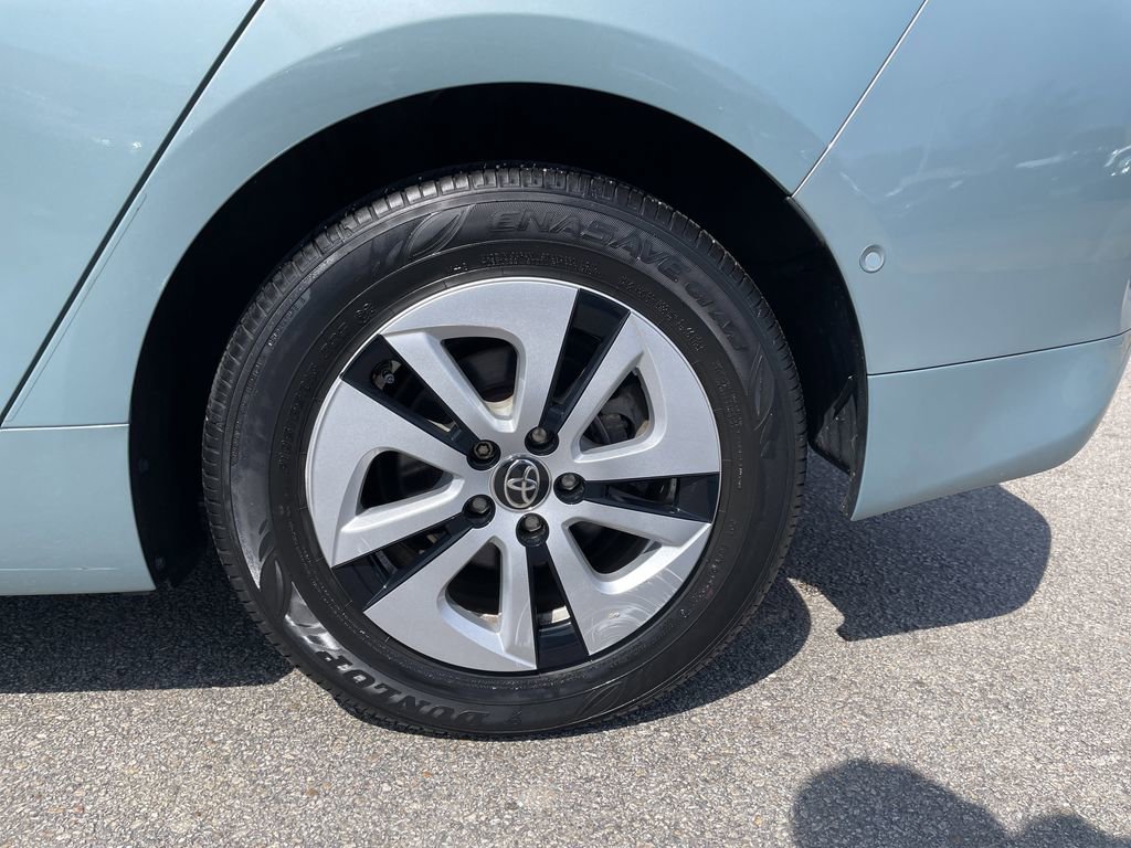 Used 2017 Toyota Prius Four w/ Advanced Technology Package image 10