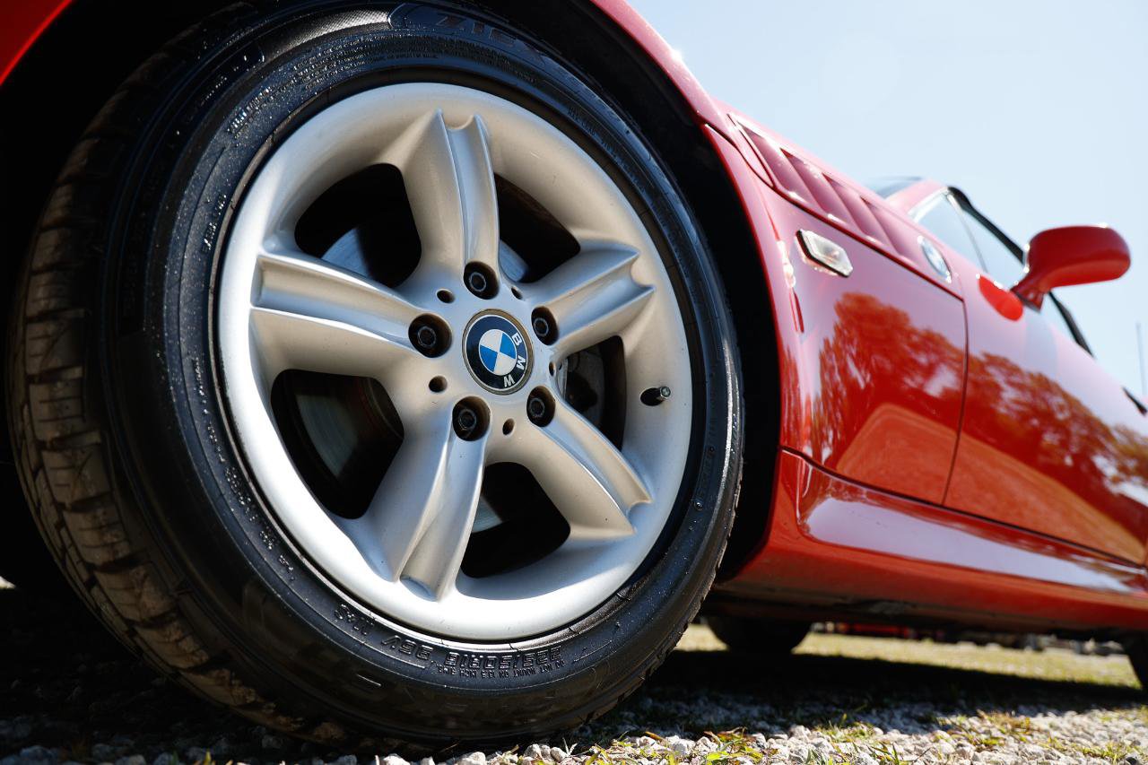Used 2000 BMW Z3 2.5i image 29