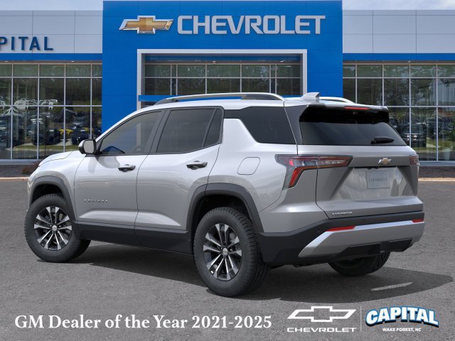 New 2027 Chevrolet Equinox LT w/ Convenience Package II FWD image 3
