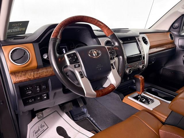 Used 2018 Toyota Tundra Platinum AWD/4WD image 9