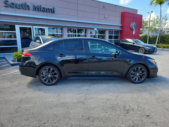 Used 2024 Toyota Corolla SE w/ SE Premium Package FWD image 8