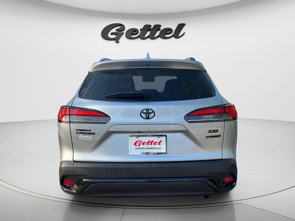 Certified 2023 Toyota Corolla Cross AWD Hybrid w/ Convenience Package image 6