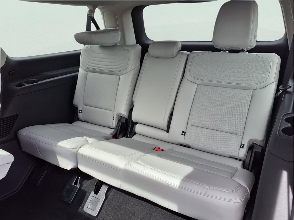 New 2026 Ford Expedition Max Platinum w/ Platinum Ultimate Package image 25