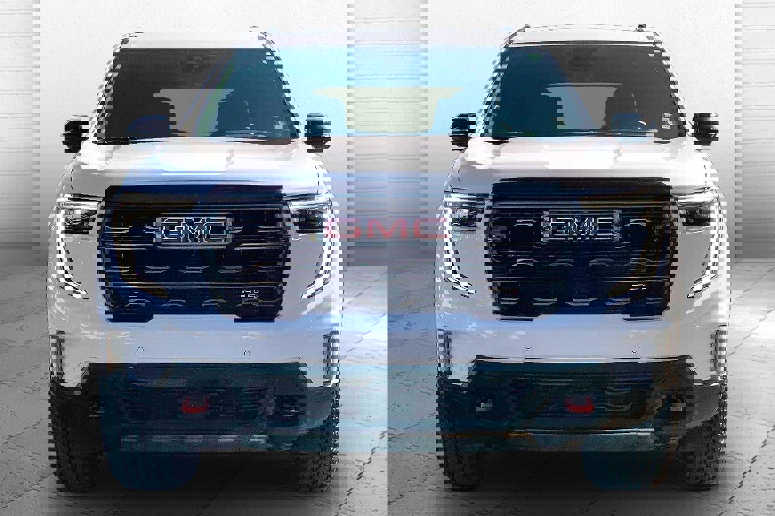 Used 2026 GMC Acadia AT4 w/ Super Cruise Package image 2