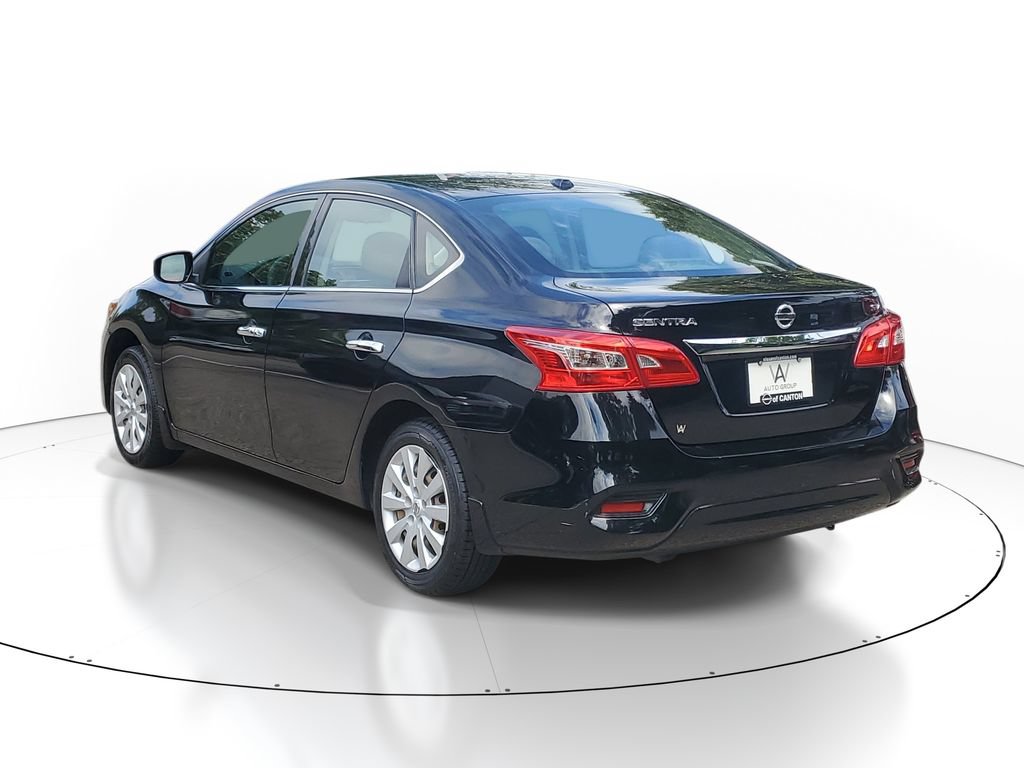 Used 2017 Nissan Sentra SV FWD image 3