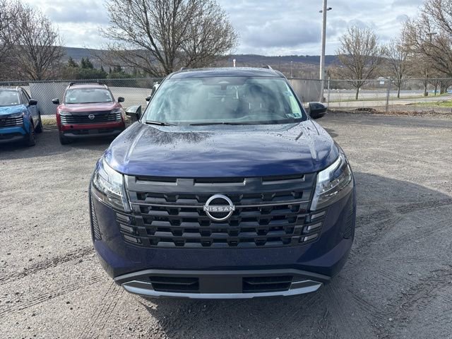 New 2026 Nissan Pathfinder SL w/ SL Premium Package AWD/4WD image 2