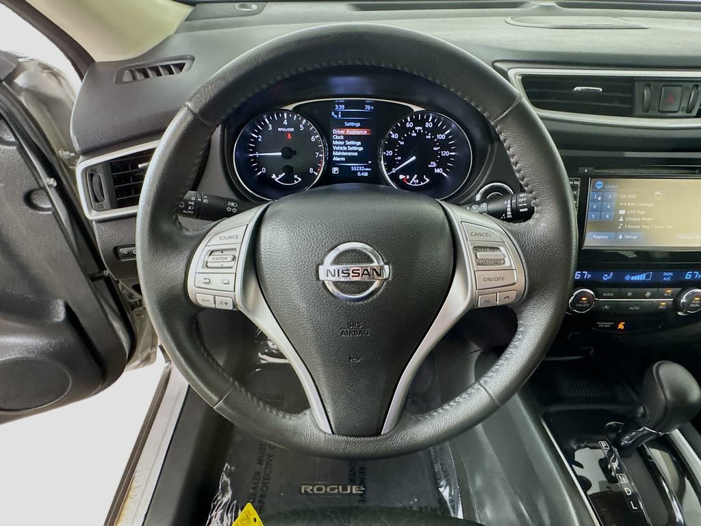 Used 2016 Nissan Rogue SL w/ SL Premium Package AWD/4WD image 13