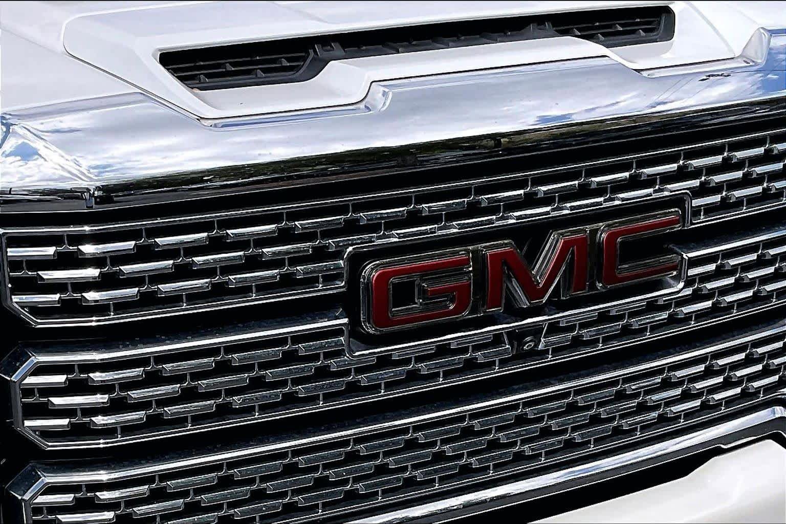 Certified 2022 GMC Sierra 3500 Denali w/ Denali Ultimate Package image 29
