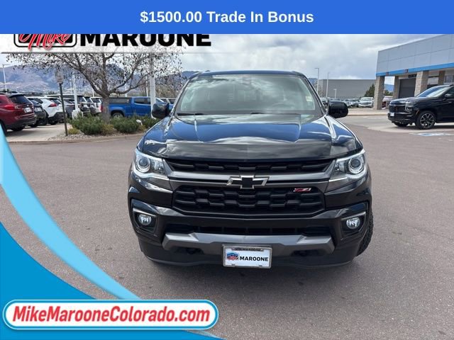 Used 2022 Chevrolet Colorado Z71 AWD/4WD image 2