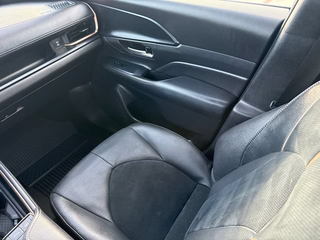 Used 2025 Toyota Grand Highlander AWD Hybrid image 17