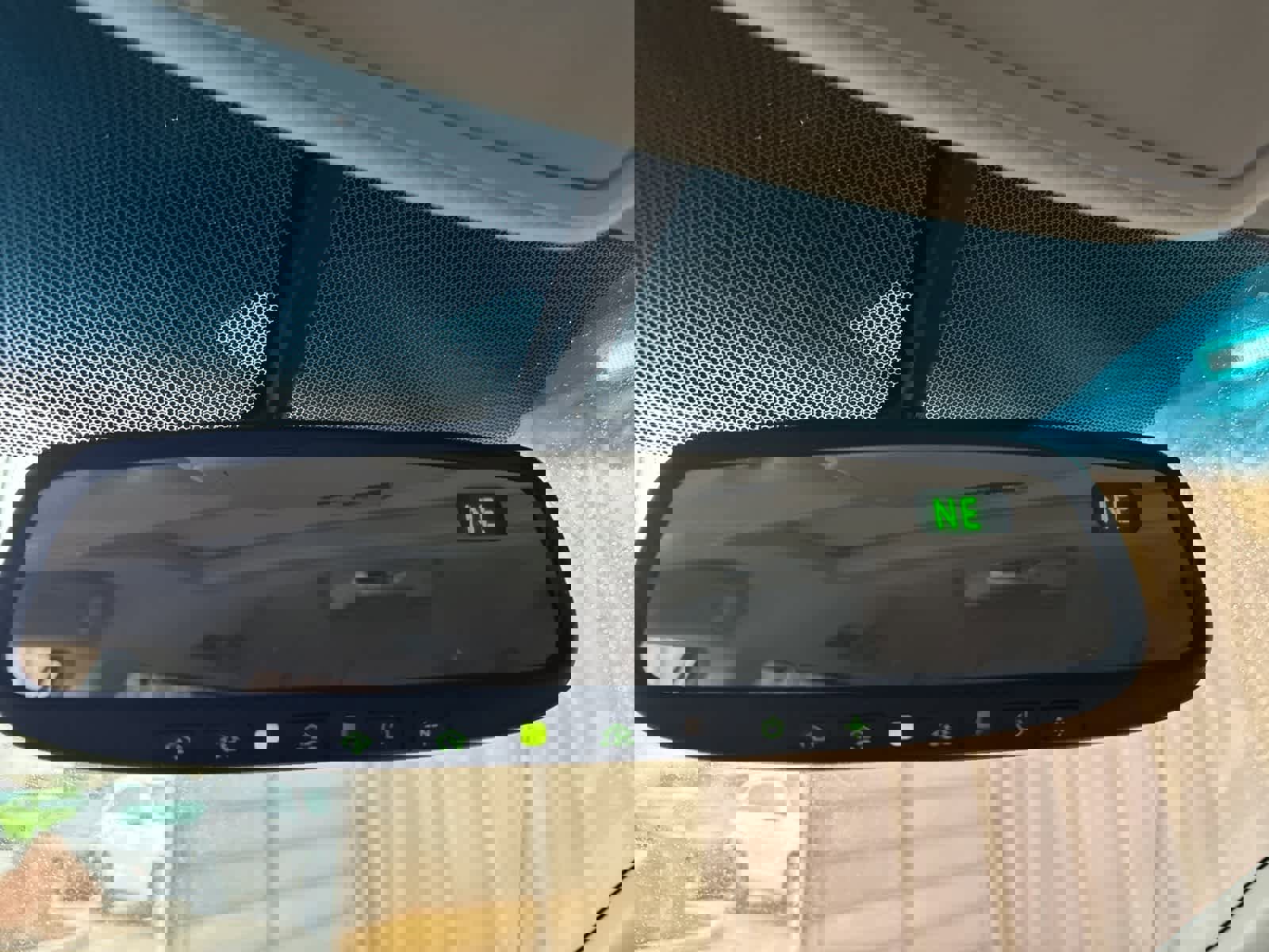 Used 2014 Toyota Sienna XLE image 28